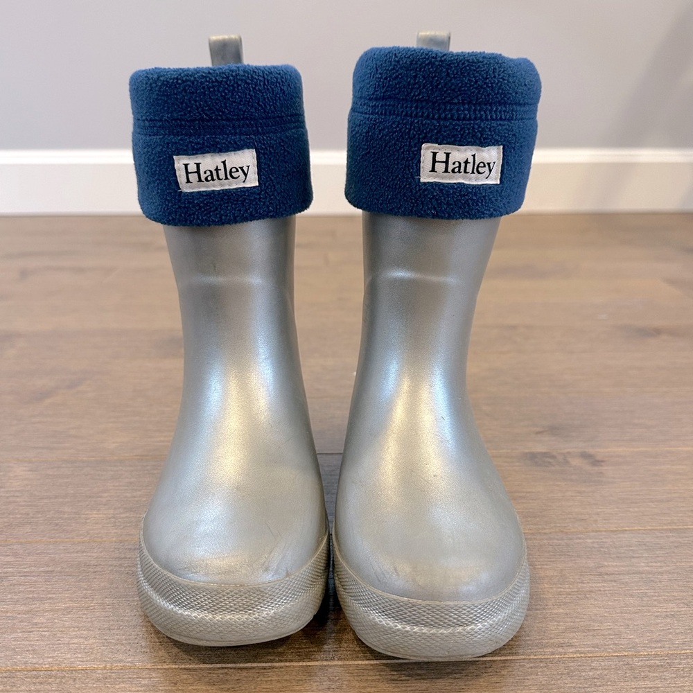 Hatley rain boots with removable/washable fleece liners - Kids size 13